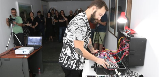 El sonidista Rivas y Palma pone música a los poemas de Álvarez Ortega