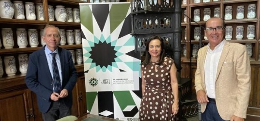 La Facultad de Filosofía y Letras de Córdoba celebra conferencias y exposiciones en sus bodas de oro