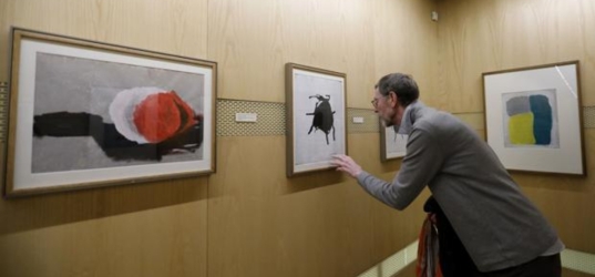 Manuel Álvarez Ortega, el poeta que debuta en su Córdoba natal como pintor