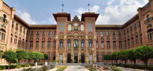 La Universidad de Córdoba y la Fundación Manuel Álvarez Ortega conmemoran el 98º aniversario del nacimiento del poeta con un nuevo libro